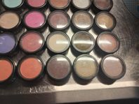 Make up store eyeshadows