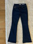 Lois jeans. St. 26. Nya