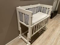 Troll Bedside Crib 