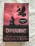 Divergent, Insurgent & Allegiant av Veronica Roth