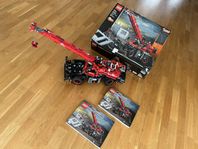 LEGO Technic 42082 - Rough Terrain Crane