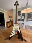 hoyer flying v lefty 