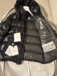 Moncler Maya, Svart (storlek 4)