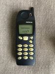 Nokia 5110 med originalladdare i utmärkt skick!