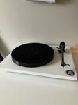 rega planar p1