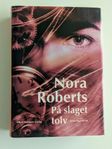 På slaget tolv av Nora Roberts 