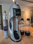 Soda Stream, kolsyrepatroner och flaskor