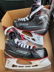 Splitter nya skridskor storlek 38.5 Bauer Vapor X2.7 