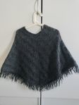 Stickad Poncho 100% Ull