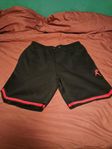 Svarta shorts