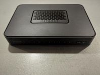 Netgear router + modem CG3100, komplett i bra skick!