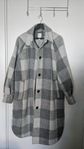 H&M double-breasted coat. Size M