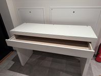 IKEA MALM Toalettbord/Sminkbord