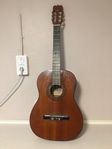 Hondo H308 Classical Guitar