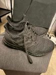 adidas ultraboost 4.0 svarta strl 38