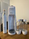 Sodastream vit / kolsyrepatron + en extra kolsyrepatron