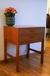 Hallmöbel/sidobord - teak 1960/60tal