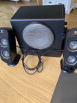 Logitech högtalare med subwoofers 