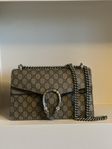 Gucci Dionysus small GG väska