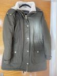 Guess grön parkas, junior Large