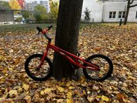 Trial cykel