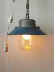 Lampa vintage emalj ny el industrilampa 