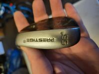 Prestige 56° Wedge