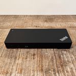 Lenovo ThinkPad Thunderbolt 3 Dock (40AC)