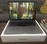 MacBook Air 2020 Retina 13” -I kartong