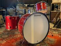 Ludwig red sparkle 32”13”18”