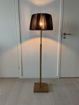 Golvlampa från LampGustaf