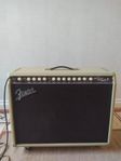 Fender super sonic twin