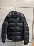 Moncler maya jacka