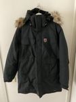 Fjärräven svart vinterjacka stl.M 