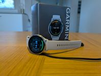 Garmin Venu 3 - Silver Whitestone