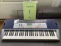 Piano CASIO LK-110