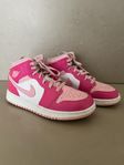 Air Jordan 1 mid GS - white/soft pink, stl. 36,5