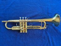 Yamaha YTR 6335 Professional trumpet