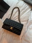 Chanel medium flap 