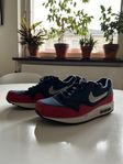 Nike Air Max 1 Essential 