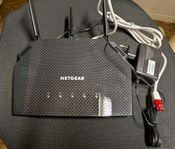 Netgear AX1800 trådlös router