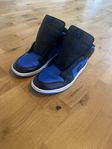 Air jordan 1 mid ”Royal blue”