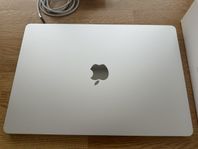 Helt ny MacBook Air 15" M2 8GB 512GB Silver