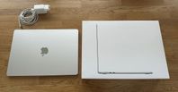 Helt ny MacBook Air 15" M2 8GB 512GB Silver