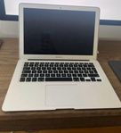 MacBook Air 13” 2017 i5 8GB