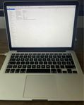 MacBook Pro 13” 2015 i5 8GB - felfri