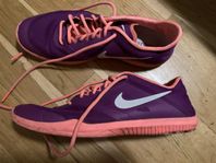 Nike skor 38,5