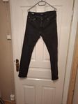 Jack & Jones svarta jeans, storlek 34/32