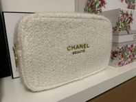 NY!! Necessär från Chanel Beauté