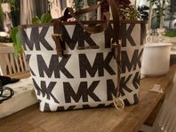 Michael Kors handväska 